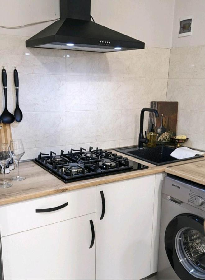 Old Town-Booking Apartment Тбілісі Екстер'єр фото