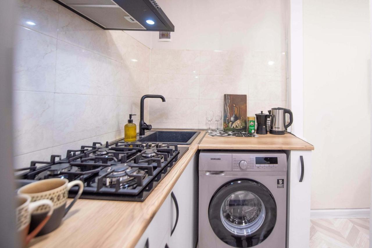 Old Town-Booking Apartment Тбілісі Екстер'єр фото